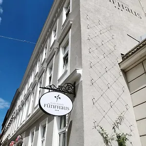 Гостевой дом Hotel-pension Fuenfhaus, Вена